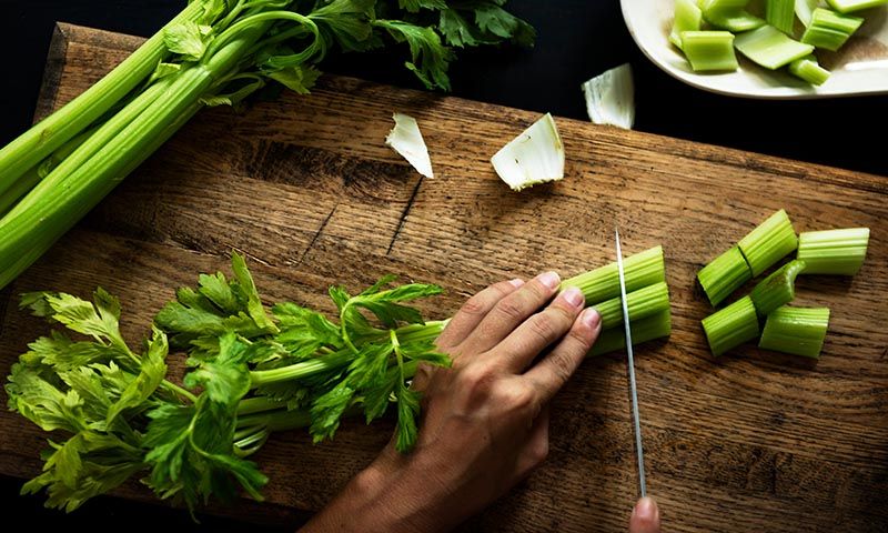 Beneficios del perejil para perder peso